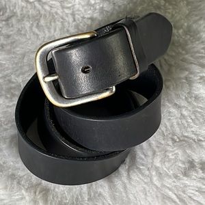 Eddie Bauer everyday black leather belt size L
